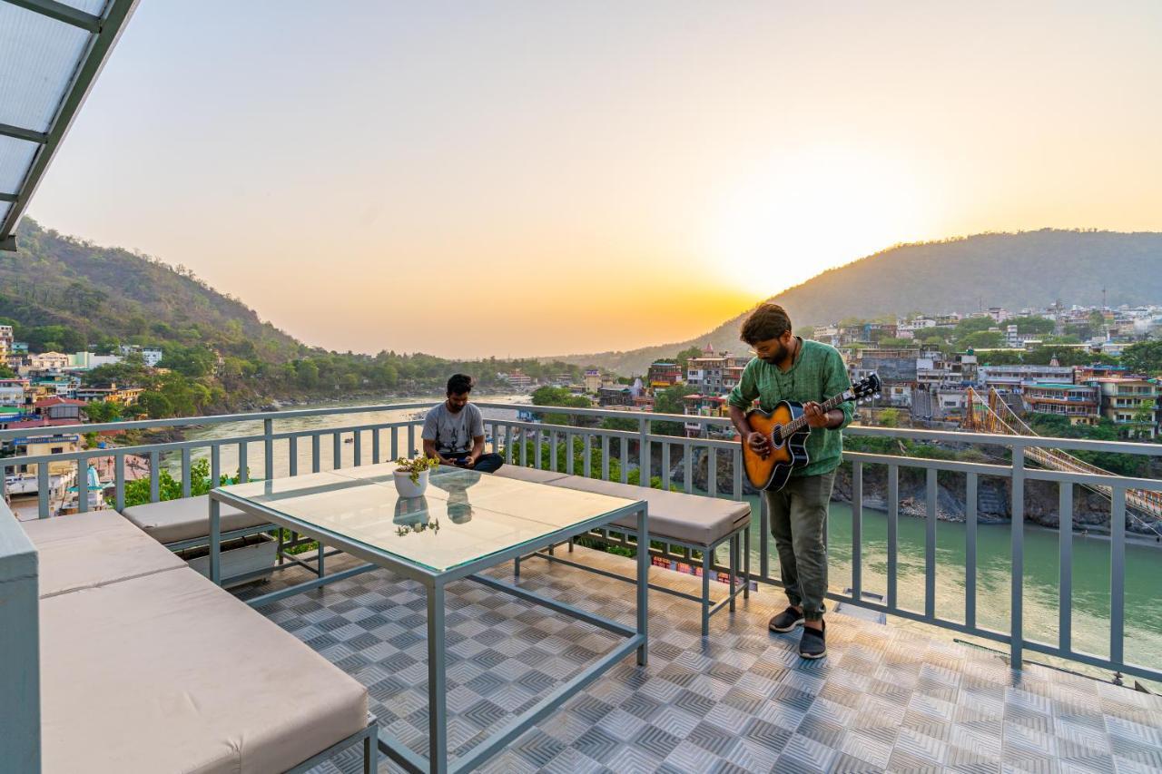 Madpackers Rishikesh Laxman Jhulaホステル エクステリア 写真